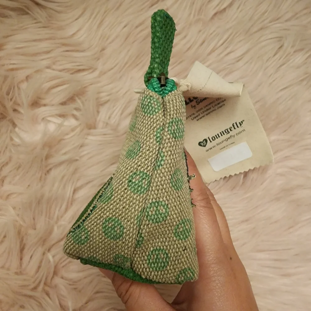 Loungefly Hello Kitty Peace eco Earth Day 2009 Rare makeup bag /coin purse